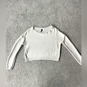 Crop sweater